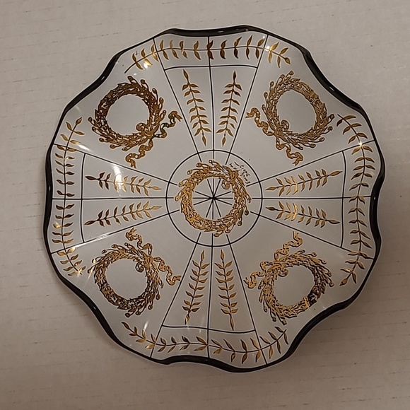 Vintage Signed Ribbon Glass Candy Dish / Trinket Dish / Catchall - Picture 12 of 16